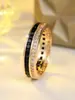 Anillo Bicolor Negro y Blanco con Circonita de Diamante Completo, Estilo Europeo y Americano Fila Simple de Diamantes, Anillo Unisex