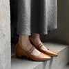 Zapatos Mary Jane de doble fila de piel de vacuno de grano lavado de 5 cm de ancho, modelo nuevo de principios de otoño 2026, zapatos Mary Jane de punta cuadrada y tacón grueso