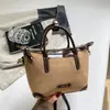 Terciopelo Retro 2026 Bolso de Mano Exquisito de Nicho Estampado de Leopardo Bolso Cruzado para Mujer Moda Nuevo Bolso de Hombro de Gamuza Otoño Invierno