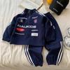 Traje de Soplado de Coches con Estampado Retro Estilo Americano para Niños Soplador Sudadera Primavera y Otoño 2025 Nuevo Estilo de Moda de Moda de Moda de Moda Top para Niños Pequeños y Medianos