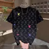 Verão design de espuma de alta qualidade moda retalhos de letras color-blocking nicho moderno premium camiseta manga curta primavera-verão
