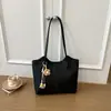 Bolsa feminina transfronteiriça retrô de grande capacidade, nova moda outono 2026 bolsa de ombro/axila, bolsa tote simples para o dia a dia