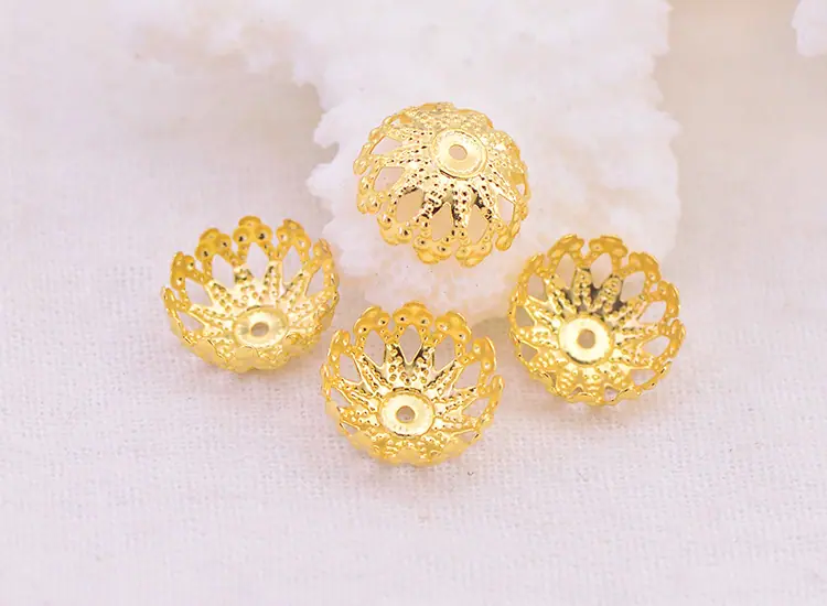 金色饰品