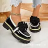 Comércio Exterior Tamanho Grande Outono 2026 Novo Estilo Sapatos Loafer de Solado Grosso Cor Sólida Decoração de Laço Slip-On Flats Casuais