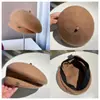 Boina de Lana Gorra Suministro Transfronterizo Estilo Hepburn Gorra de Periodista para Mujer Circunferencia de Cabeza Grande Gorra Casual Cálida de Invierno