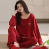 En stock algodón 40s doble cara 200g pijama para mujer manga larga pantalón largo rojo festivo ropa de casa conjunto de dos piezas puede