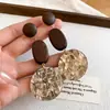 Pendientes Redondos de Madera Acrílica Aguja de Plata Retro Lujo Ligero Pendientes de Temperamento de Gama Alta Pendientes Nicho Pendientes Al Por Mayor