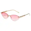 2027 Tarjeta Hogar Moda INS Europea y Americana Gafas de Sol Ojo de Gato Unisex Celebridad Mismo Estilo Patas con Remaches Metálicos Gafas de Sol