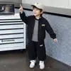 Conjunto de Tres Piezas de Camiseta Básica Rayada para Niños Primavera y Otoño, Atuendo Elegante y Genial Estilo Coreano para Niños, Ropa de Moda para Niños Pequeños