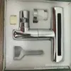 Torneira Universal Rotativa de Quatro Funções para Cachoeira Dança da Chuva Transfronteiriça com Dispositivo Anti-Salpicos para Cozinha Doméstica Extensor de Água Quente e Fria