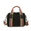 2026 Nueva Moda Versátil Simple Bolso de Mano de Nailon para Viajes Diarios para Mujeres, Bolso Cruzado de Hombro Casual de Gran Capacidad