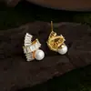 Flash Explosivo~Original Banhado a Ouro Grosso Acessível Luxo Brincos Totalmente Cravejados com Zircônia Cruz Geométrica Estilo Retrô Francês Elegante
