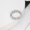 Anel de Diamante Cravejado com Zircônia, Personalizado, Fashion, Simples, com Toque de Luxo Leve, Adequado para Uso Diário, Estilo Minimalista, Anel Versátil de Aço Titânio, Em Estoque para Atacado