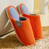 Pantuflas de Algodón para Hombre Hogareñas Otoño e Invierno Antideslizantes 2024 Nuevas para el Hogar Interior Cálidas Pantuflas de Peluche Pantuflas de Algodón para Mujer