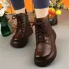 Botas Curtas de Solado Grosso Estilo Explosivo Estilo Britânico Novidade Outono/Inverno 2026 Com Pelúcia Extra Grossa Quente Plataforma Botas Martin Botas de Algodão com Solado Macio