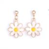Weizhuang Coreano All-match Menina Coração Brincos Simples Pequeno Fresco Margarida Flor Brincos Feminino Pequeno Bonito Doce