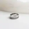 Anel de Aço Titânio com Corrente Cubana e Números Romanos Rotativos Joia de Mão Personalizada Feminina Hip-Hop Anel para Dedo Indicador de Casal
