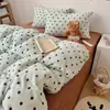 Conjunto de Quatro Peças de Leite Fleece Classe A com Bolinhas Outono e Inverno Estilo Simples Conjunto de Três Peças de Roupa de Cama de Fleece Coral Espesso e Quente