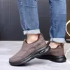 Zapatos Deportivos Casuales de Algodón para Caminar para Adultos Mayores, Nueva Colección Otoño e Invierno, Suela Suave, Resistentes al Desgaste, Cómodos, para Exteriores, Slip-on, Zapatos de Papá