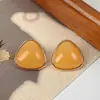 Moda Europea y Americana Transfronteriza Retro Simple y Elegante Versátil Pendientes Triangulares de Resina con un Toque Francés de Alta Gama y Lujo Ligero