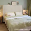 Mueble Cama de madera maciza estilo americano con bordes rectos, color crema, cama doble para dormitorio principal, estilo retro francés para apartamento pequeño, cama Su Yin estilo vintage