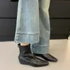 Versão em couro bovino~Botas de tornozelo bico fino estilo francês para mulheres, nova coleção outono/inverno, marrom escuro, salto baixo, versátil, emagrecedor e estiloso