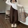 Pantalones bombachos casuales para mujer, nueva moda de otoño, holgados y adelgazantes, adecuados para figuras petite, con un diseño de pierna ancha tipo linterna y caída.