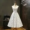 Vestido Estampado Estilo Hepburn Retrô para Mulheres, Decote V, Sem Mangas, Acinturado, Emagrecedor, Comprimento Médio, Adequado para Casamentos, Madrinhas, Banquetes e Uso Diário