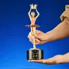 Nuevo Trofeo de Cristal de Danza Personalizado Trofeo de Resina para Competición de Danza Latina Ballet Danza China Trofeo para Niños Danza Infantil