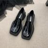 Mocasines Retro de Punta Cuadrada de Primavera y Otoño de Suela Gruesa Zapatos de Capa Única Zapatos de Mujer Nuevos Primavera Blancos Zapatos de Piel Pequeños Estilo Británico