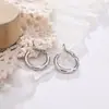 Pendientes de Aro Pequeños Minimalistas Europeos y Americanos Temperamento de Mujer Pendientes Redondos Sencillos Estilo Frío Pasador de Plata 925 Pendientes de Celebridad de Internet Modernos