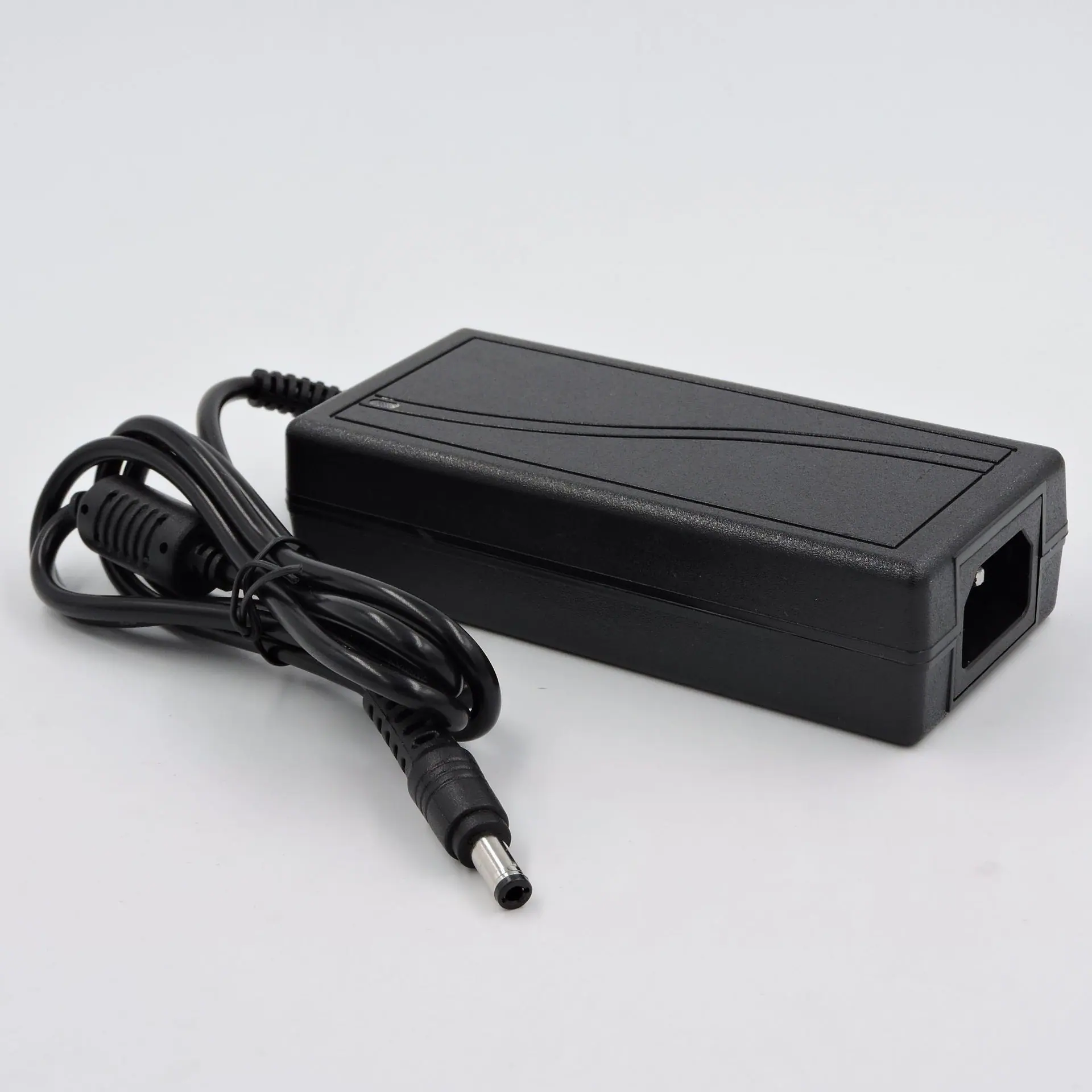 12V6A (9)