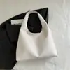 Bolso de Hombro Popular Tejido de Moda para el Trabajo Diseño Sencillo de Nicho Bolso de Hombro Elegante de Gran Capacidad Nuevo