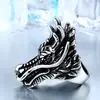 Guerrero de hierro y acero anillo de acero de titanio al por mayor joyería de estilo nacional anillo de grifo incrustado de circonita para hombre una generación de cabello