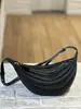 Bolso de Piel Genuina Texturizada de Primera Capa 2026 para Mujer, Color Sólido, Versátil para el Trabajo, Bolso Simple en Forma de Media Luna, Cruzado, de Hombro, Bajo el Brazo