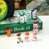 2025 Nuevos Regalos Creativos Navideños para el Hogar Adornos Mini de Escritorio de Dibujos Animados de Muñeco de Nieve y Reno Navideños