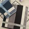 2025 Nuevo Estilo Toalla de Algodón con Letras Oscuras, Suave y Absorbente, Toalla Facial para Pareja Adulta, Toalla de Regalo para Supermercado