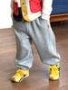 Calça de Moletom Forrada com Lã para Meninos Calça Longa 2025 Nova Outono e Inverno Calças para Bebês e Crianças Estilo Outono e Inverno Roupas Infantis Tendência