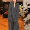 Suéter Torcido de Gola V Tamanho Grande Estilo Francês para Mulheres, Novo Estilo Outono e Inverno 2026, Caimento Solto, Blusa de Tricô Casual de Comprimento Médio