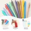Plumas de Bola Retráctiles Macaron Multicolor en Stock, Personalizables con Logo, Bolígrafos de Tinta de Aceite Coloridos, Papelería Estilo Coreano con Adhesivo en Spray