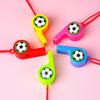 Copa do Mundo Futebol Apito Plástico Smiley Apito Árbitro Apito Presente Infantil Booster Adereços Stall Brinquedos