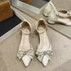 Sandalias de Dedo para Mujer Verano 2025 Nuevo Puntiagudas Tacón Grueso Lazo de Pedrería Estilo Hada Zapatos Franceses de Tacón Alto