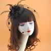 Adornos para el cabello de malla para novia, estilo vintage europeo y americano, hechos a mano, con flores, color blanco y negro, con velo rojo.