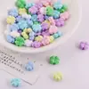 Contas soltas de trevo de quatro folhas facetadas perfuradas em cores de doce de 13mm para artesanato com miçangas DIY, contas da sorte, acessórios para pulseiras