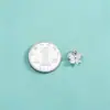 Colgante de Flor Pequeña Hecho a Mano de Plata de Ley S925, Dijes de Flor Martillada de Cinco Pétalos, Pulsera de Cuerda Trenzada DIY, Accesorio de Pulsera de Cristal