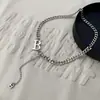 Collar de Acero de Titanio 2021 Nueva Llegada Cadena para Clavícula de Mujer de Moda Estilo Spice Girl Colgante de Letra B Cadena Corta de Suéter de Lujo Ligero Nicho