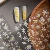 Mar cian nuevos pegatinas de arte para uñas estilo fresco pequeño pegatinas plateadas con flores en relieve accesorios de arte para uñas para niñas en stock