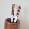 Palillos de Madera Creativos Estilo Retro Corta-Hilos Palillos Puntiagudos Maratón Palillos de Madera para Sushi Palillos de Madera de Marca para el Hogar Venta al por Mayor en Stock