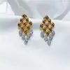 Pendientes de Zirconia Huecos de Dos Colores con Forma de Diamante Europeos y Americanos, Elegantes y Modernos, Geométricos de Nicho, Super Brillantes, Lujo Ligero, Venta al por Mayor