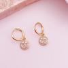 Aretes Coreanos Lindos de Diamante con Cara Sonriente para Mujer Nueva Moda Personalizados Versátiles de Alta Gama Aretes de Botón para Mujer Europeos y Americanos Transfronterizos